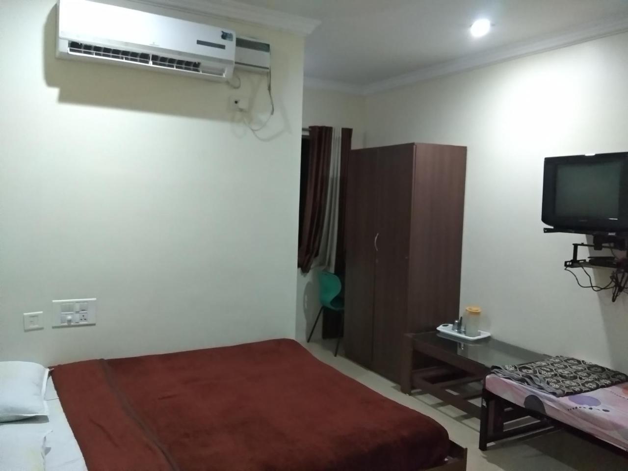 Sai Tirumala Residency Tirupati Exterior photo